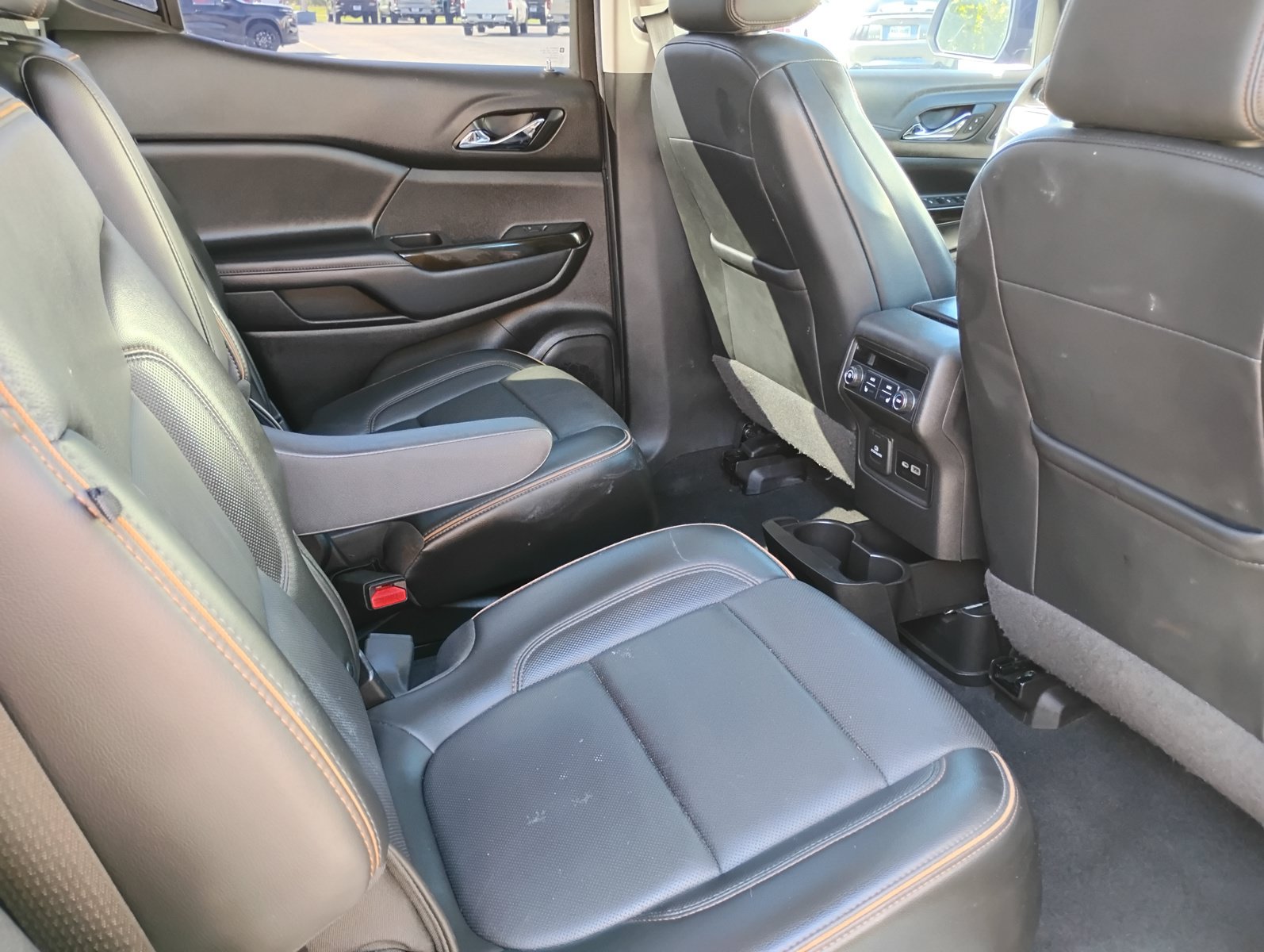 Used 2021 GMC Acadia AT4 w/ Technology Package AWD/4WD image 26
