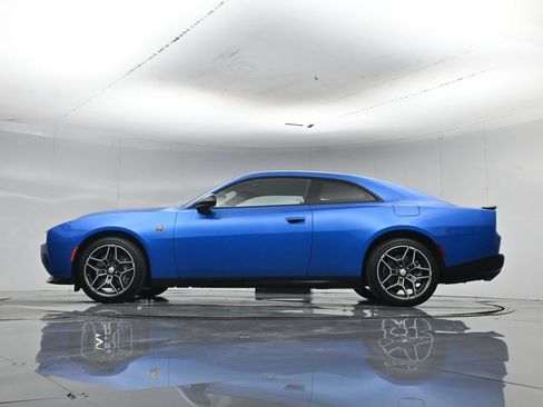 Used 2026 Dodge Charger Scat Pack AWD/4WD image 8