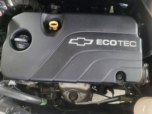 Used 2020 Chevrolet Spark LT FWD image 30