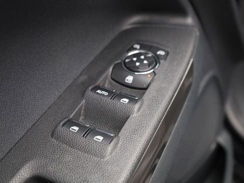 Used 2020 Ford EcoSport SE image 15