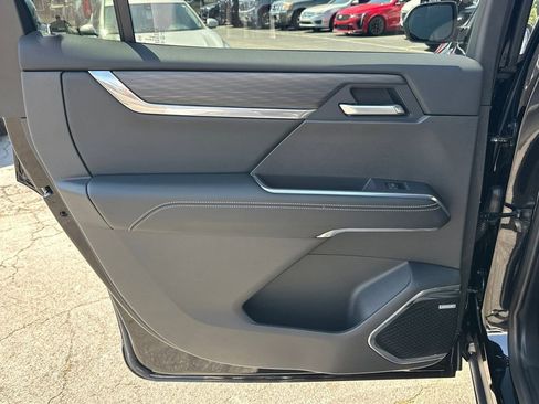 New 2026 GMC Acadia Elevation w/ Elevation Premium Package FWD image 22