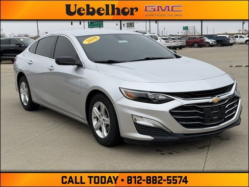 Used 2019 Chevrolet Malibu LS w/ LPO, Convenience Package 1 image 1