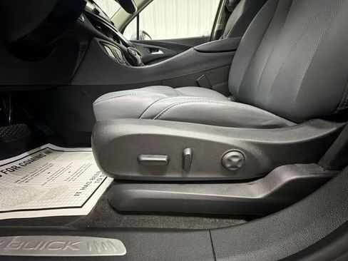 Used 2020 Buick Envision Premium image 19