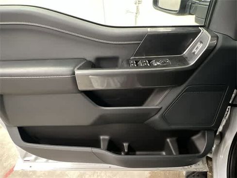 Used 2022 Ford F150 XLT w/ Equipment Group 302A High image 16