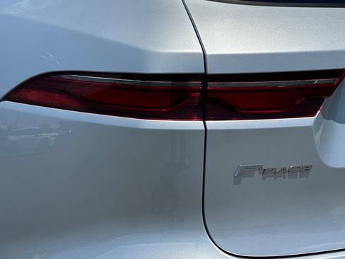 Used 2023 Jaguar F-PACE S AWD/4WD image 27