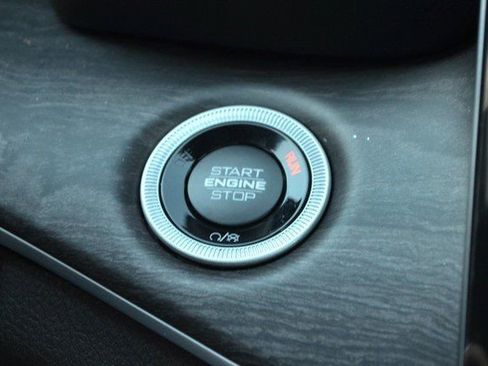 New 2025 Jeep Grand Cherokee Limited w/ Luxury Tech Group II image 23