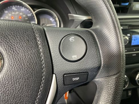 Used 2015 Toyota Corolla L image 14