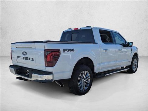 Used 2025 Ford F150 Lariat w/ Equipment Group 501A Mid image 5