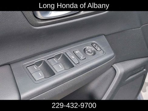 Used 2025 Honda CR-V LX image 13