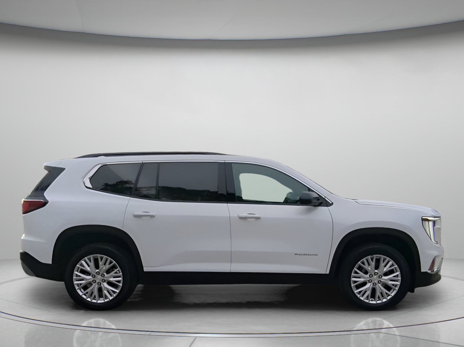 Used 2026 GMC Acadia Elevation w/ Elevation Premium Package FWD image 33
