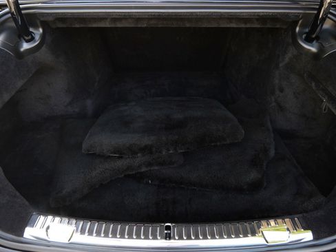 Certified 2022 Rolls-Royce Phantom Extended Wheelbase w/ The Phantom Package RWD image 41