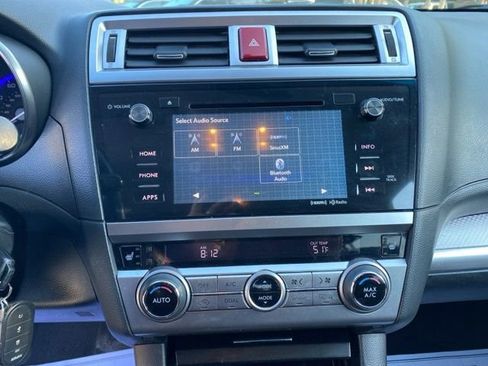 Used 2016 Subaru Outback 2.5i Premium w/ Popular Package #1 AWD/4WD image 12
