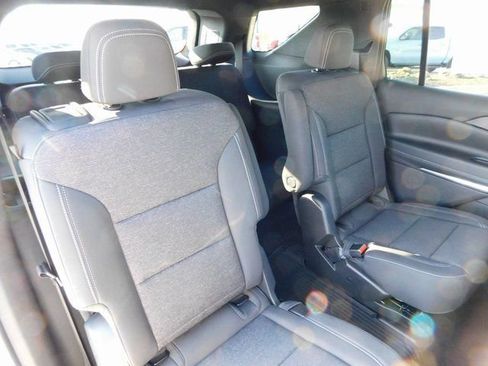 New 2026 Chevrolet Traverse LT w/ LPO, Floor Liner Package image 21
