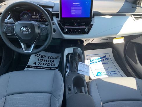 Used 2026 Toyota Corolla SE FWD image 16