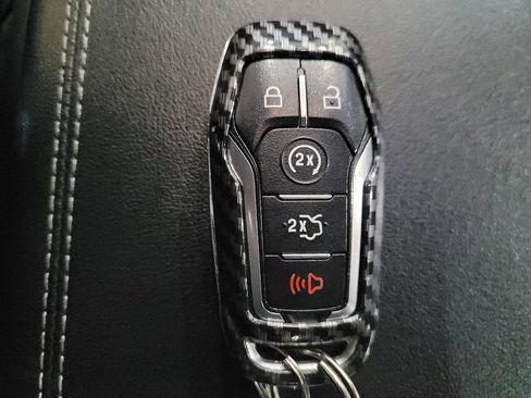 Used 2015 Ford Edge Sport w/ Equipment Group 401A AWD/4WD image 32