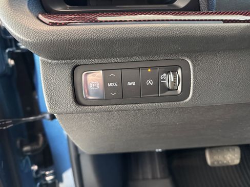 New 2026 Chevrolet Traverse Z71 w/ Driver Confidence Package image 24