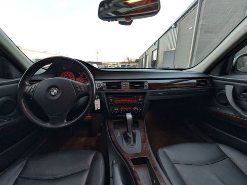 Used 2011 BMW 335i Sedan image 12