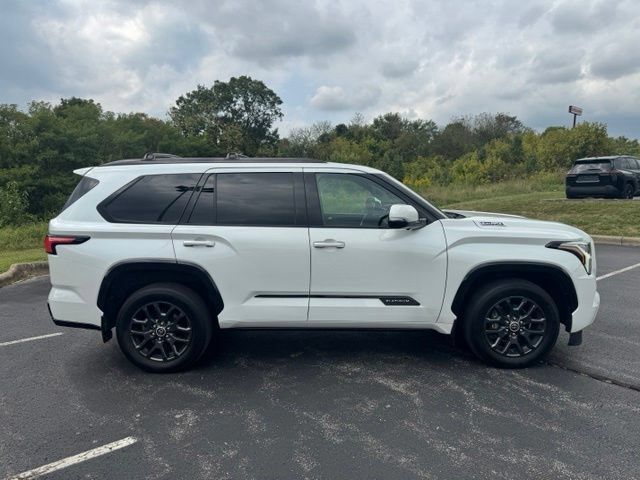 Used 2023 Toyota Sequoia Platinum AWD/4WD image 2