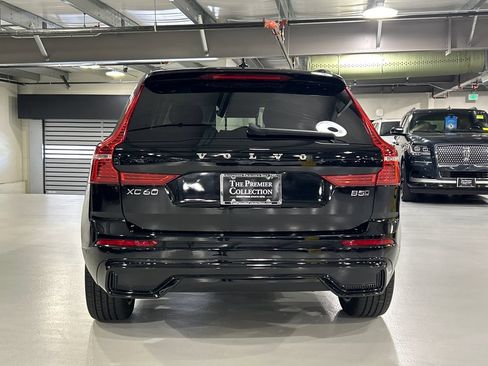 Certified 2025 Volvo XC60 B5 Plus AWD/4WD image 3