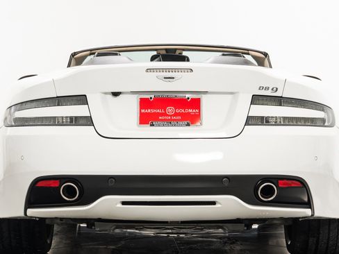 Used 2014 Aston Martin DB9 Volante image 8