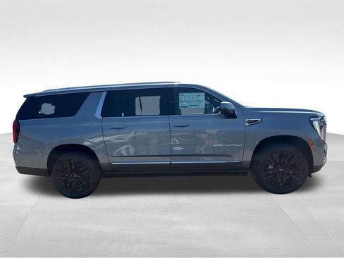 New 2026 GMC Yukon XL Denali w/ Sun & Power Step Package AWD/4WD image 6