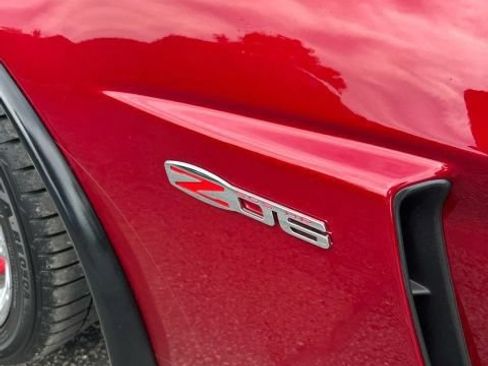 Used 2008 Chevrolet Corvette Z06 w/ Preferred Equipment Group RWD image 6