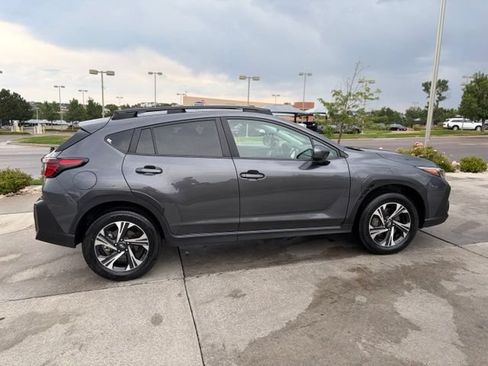 Used 2026 Subaru Crosstrek 2.5i Premium AWD/4WD image 9