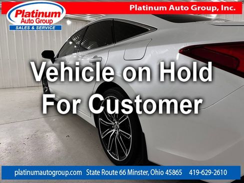 Used 2019 Toyota Avalon Touring FWD image 53