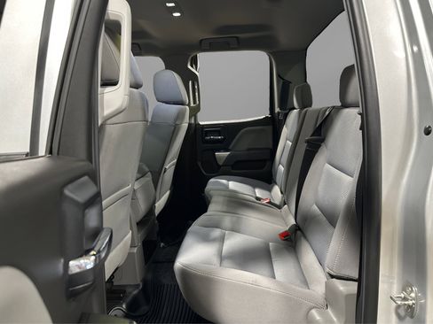 Used 2018 Chevrolet Silverado 1500 LT w/ All Star Edition image 33