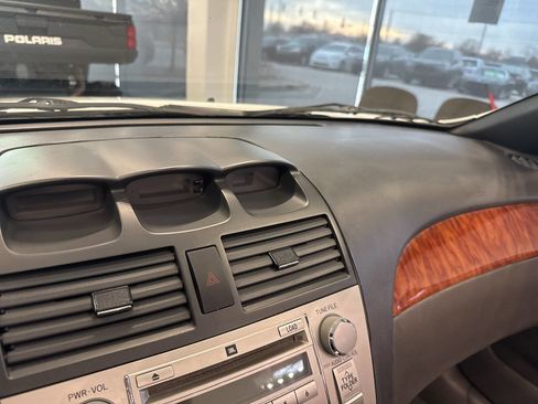 Used 2007 Toyota Solara SLE image 21