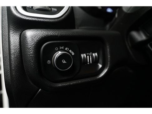 Used 2019 RAM 2500 Big Horn image 17