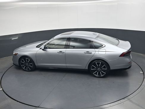Certified 2023 Honda Accord Touring image 21