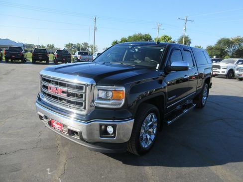 Used 2014 GMC Sierra 1500 SLT w/ Suspension Package, Off-Road AWD/4WD image 11