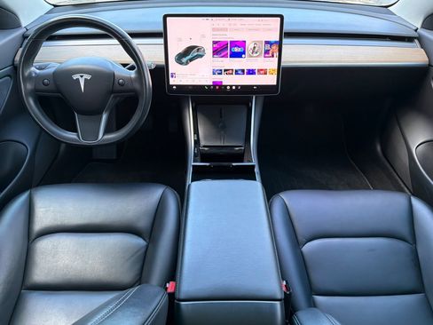 Used 2018 Tesla Model 3 Long Range image 17