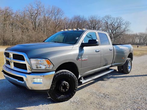 Used 2013 RAM 3500 Big Horn image 3