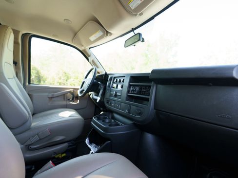New 2025 Chevrolet Express 3500 w/ Power Convenience Package RWD image 17
