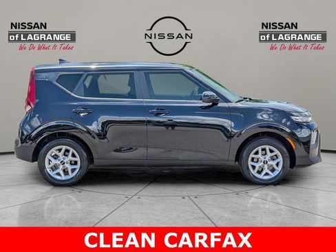 Used 2022 Kia Soul LX w/ Technology Package image 7