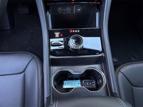 New 2025 Jeep Grand Cherokee L Limited w/ Trailer Tow Package image 17