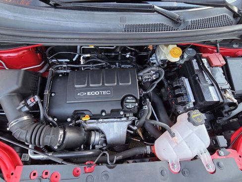 Used 2016 Chevrolet Sonic LT image 11