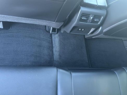 Used 2024 Nissan Rogue Platinum image 14