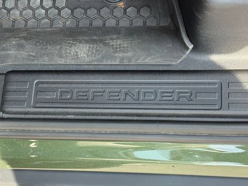 Used 2026 Land Rover Defender 110 S AWD/4WD image 12