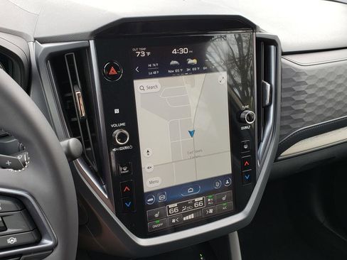 Used 2025 Subaru Forester Limited w/ Popular Package image 22