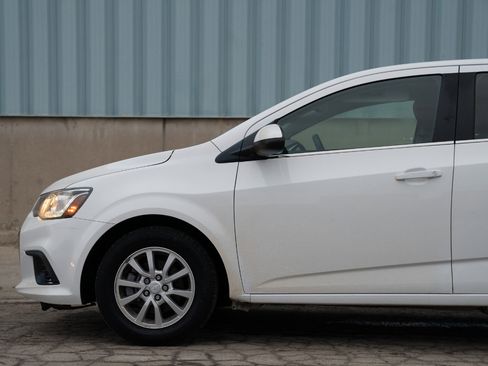 Used 2019 Chevrolet Sonic LT image 7