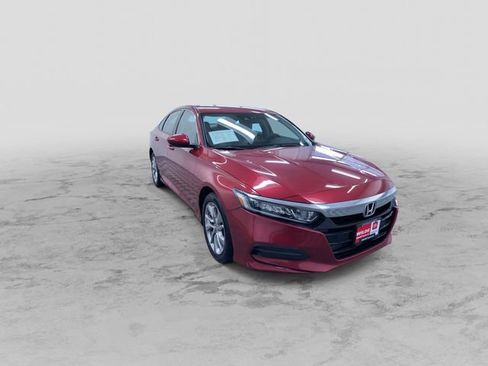 Used 2018 Honda Accord LX image 3