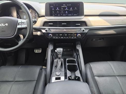 Used 2022 Kia Telluride SX w/ Towing Package FWD image 26