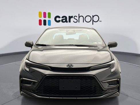 Used 2025 Toyota Corolla SE image 8