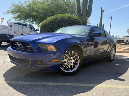Used 2013 Ford Mustang Premium RWD image 1