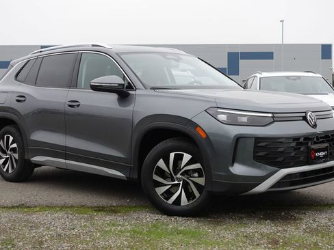 New 2026 Volkswagen Tiguan S image 3