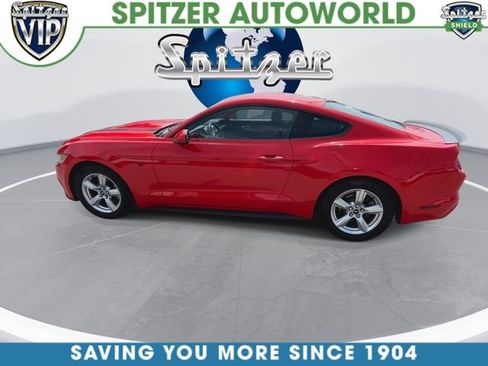 Used 2015 Ford Mustang Coupe RWD image 5