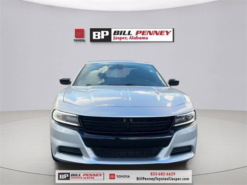 Used 2020 Dodge Charger SXT w/ Blacktop Package image 8